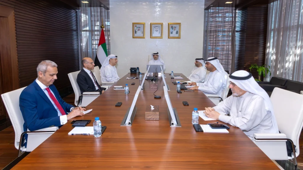 دائرة القضاء في أبوظبي تباشر النظر في 5 شكاوى ضد محامين